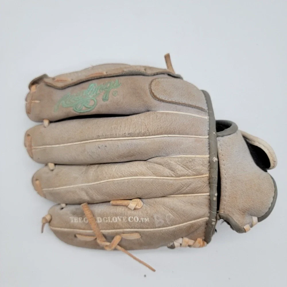 Rawlings Sure Catch Fastpitch Softball Glove Right hand Gray 11 1/2